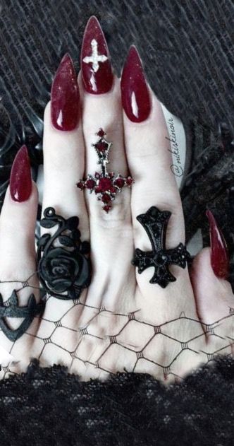 Art Designs Ideas, Gothic Nails, Goth Nails, Grunge Nails, Romantic Goth, Really Cute Nails, Nail Swag, Goth Aesthetic, Dream Nails