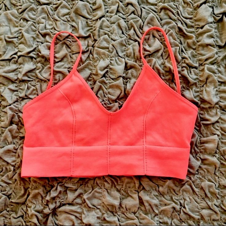 Nwot Fp Intimately Seamless Lowback Bralette. Coral Pink/Orange. Summer Color! Pink Triangle Top Bra With Adjustable Straps, Pink Top With Removable Bra Pads For Spring, Pink Tops With Removable Bra Pads For Spring, Summer Workout Bra With Adjustable Straps, Pink Stretch Crop Top With Straps, Pink Workout Bra With Adjustable Straps, Pink Crop Top With Built-in Bra For Vacation, Pink Fitted Workout Bra, Spring Sports Bra With Removable Pads