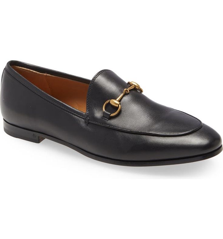 Classic Gucci Loafers For Business, Classic Gucci Loafers For Work, Gucci Leather Sole Loafers For Office, Chic Gucci Loafers For Business, Gucci Timeless Business Loafers, Timeless Gucci Loafers For Work, Leather Loafers With Horsebit Detail For Workwear, Chic Gucci Formal Loafers, Chic Gucci Loafers For Formal Occasions