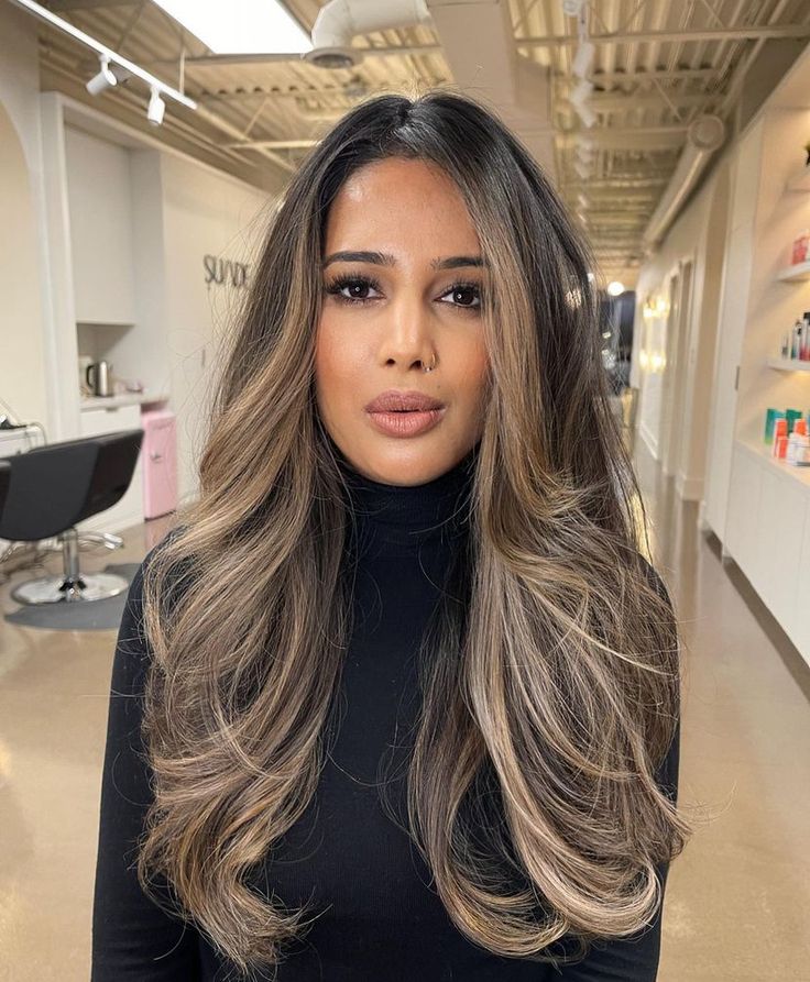 Blonde Brown Hair Color, Ash Brown Hair Balayage, Black Hair Balayage, Brown Hair Inspo, Hair Color Caramel, Brunette Hair With Highlights, Balayage Hair Dark, Brunette Balayage Hair, Honey Blonde Hair