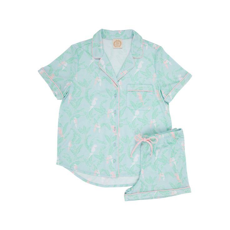 Every mommy deserves the perfect pair of pajamas to wind down in, and our Let Me Lounge Short Set is just that! Featuring Parrot Island Palms with Palm Beach Pink, this set is bound to be your new favorite! Parrot Island Palms features Buckhead Blue, Grace Bay Green, Sea Island Seafoam, Worth Avenue White, and Palm Beach Pink. Details + Care 100% Polyester Interlock Machine wash cold on gentle cycle. Wash inside out with like colors. Do not bleach. Tumble dry low, remove promptly. Cool iron when needed. Beach Pjs, Bday Wishlist, Grace Bay, Beach Pink, Cute Pjs, Beaufort Bonnet Company, Cute Pajama Sets, Sea Island, Chic Interior