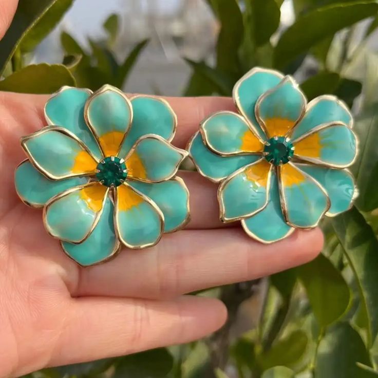 Exquisite Floral Reef Earrings In Teal And Yellow Enamel With Green Crystal Centers. Lightweight, Pierced. Boutique Packaging Includes Storage Bag New To Poshmark? Use Code Emmiesbling For $10 Off Your Purchase When You Open A New Account. Check Out My Other Listings If You Like Boho Hippie 60’s 70’s 80’s 90’s Y2k Retro Mcm Pin-Up Beach Western Pool Coachella Festival Southwestern Bohemian Vintage Ig Instagram Tik Tok Gypsy Spell Vici Nasty Gal, Misguided, House Of Cb, Quay, Windsor, Lulus, H&M, Green Flower Earrings For Spring, Vintage Turquoise Flower Earrings, Yellow Flower-shaped Jewelry With Flower Decoration, Elegant Yellow Flower-shaped Jewelry With Flower Decoration, Yellow Flower Earrings For Party, Green Flower Charm Earrings, Green Flower Shape Earrings For Spring, Yellow Flower-shaped Earrings For Party, Elegant Yellow Flower Earrings For Summer