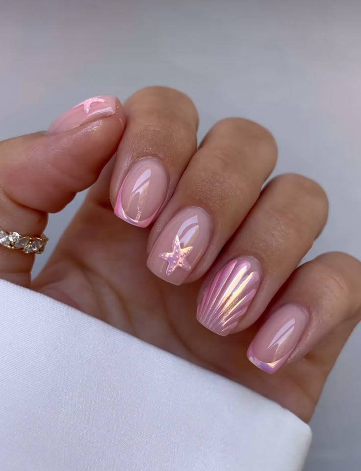 Seashell Chrome Nails, Trendy Short Nails, Seashell Nails, Beachy Nails, Nagel Tips, Girly Acrylic Nails, Pearl Nails, Soft Nails, Cute Gel Nails