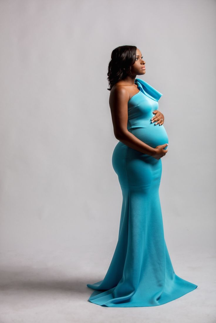 #maternityphotography #materitypics #pregnancy #babyboy #couplespic #maternityshoot Maternity Photo Dress, Ankara Dress Designs, Photo Dress, Maternity Outfit, Ankara Dress, Maternity Photos, White Photo, Pregnancy Shoot, Pregnancy Photos