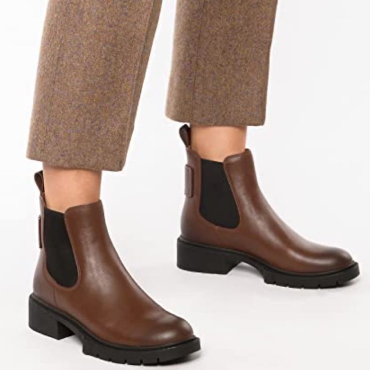 A Subtle Lug Sole Adds Utilitarian Charm To These Classic Leather Chelsea Boots. Leather Upper Round Toe Pull-On Style Elasticized Sides Heel Tab Man-Made Lining Rubber Sole Imported Block Heel, 0.75" (20mm) Shaft, 4.75" Leg Opening, 9.75" New Without Box With Store Markings At The Bottom. Leather Chelsea Boots With Cushioned Footbed For Fall, Fall Chelsea Boots With Cushioned Footbed And Round Toe, Faux Leather Chelsea Boots For Work, Coach Casual Ankle-high Boots, Coach Ankle-high Casual Boots, Casual Coach Ankle-high Boots, Casual Ankle-high Coach Boots, Ankle-high Chelsea Boots With Leather Footbed, Closed Toe Textured Sole Work Boots