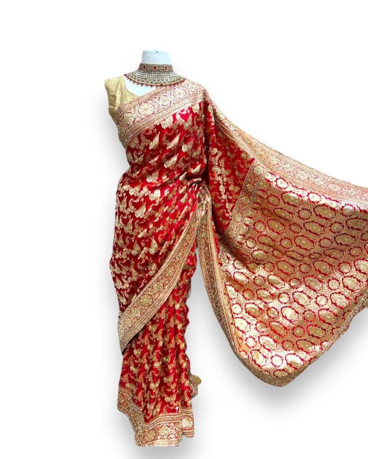 Elegant Jamawar Pre-draped Saree For Wedding, Elegant Wedding Pre-draped Jamawar Saree, Wedding Semi-stitched Jamawar Choli, Semi-stitched Jamawar Choli For Wedding, Jamawar Lehenga For Wedding With Traditional Drape, Wedding Jamawar Pre-draped Saree With Zari Weaving, Wedding Pre-draped Saree With Zari Weaving, Silk Sherwani With Zari Work For Wedding, Wedding Jamawar Choli With Traditional Drape