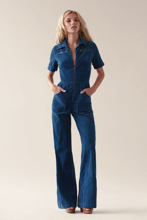 70s Charlie’s Angels, Jeans Into Jumpsuit, 70s Fashion 2023, 70s Fashion Jumpsuits, 70s Fashion Denim, 70s Jean Jumpsuit, Jean Jumpsuit Outfit Summer, 70s Outfits For Women, Aesthetic Jumpsuits