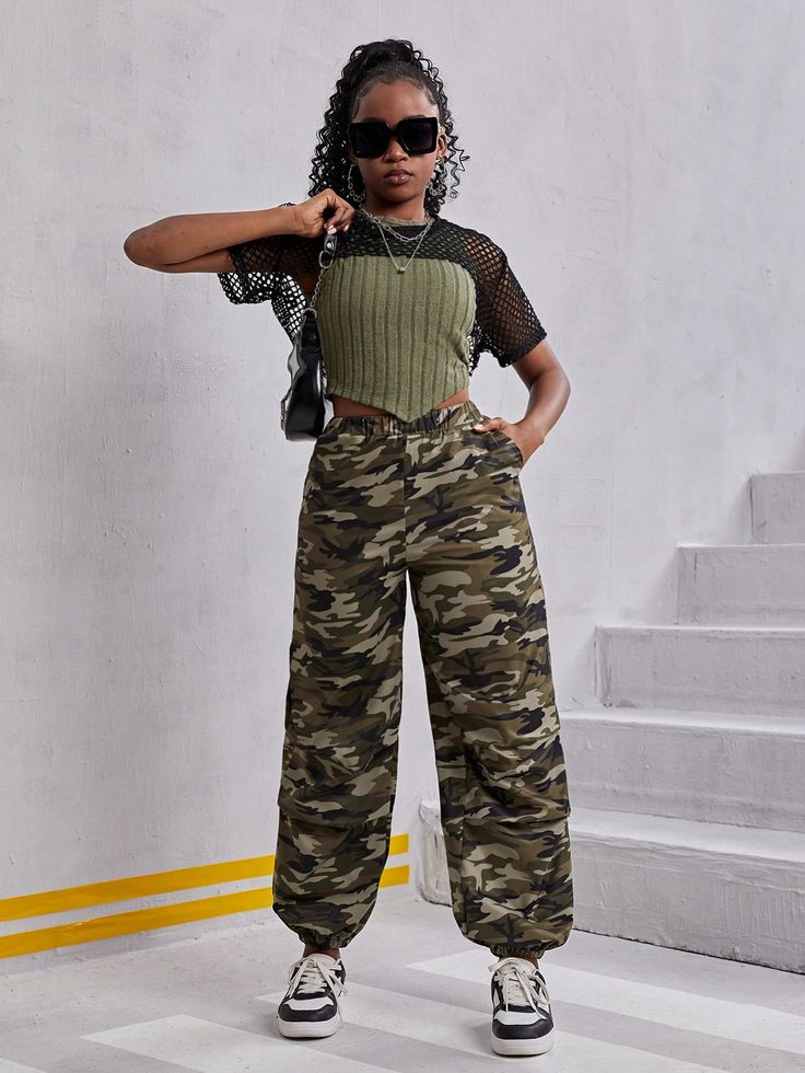 Army Green Casual Collar   Camo  Embellished Non-Stretch  Teen Girls Clothing Black Camo Pants, Fishnet Shorts, Army Outfit, Girls White Shirt, Camo Skirt, Camouflage Outfits, Camo Sweater, Camo Joggers, Tomboy Outfits