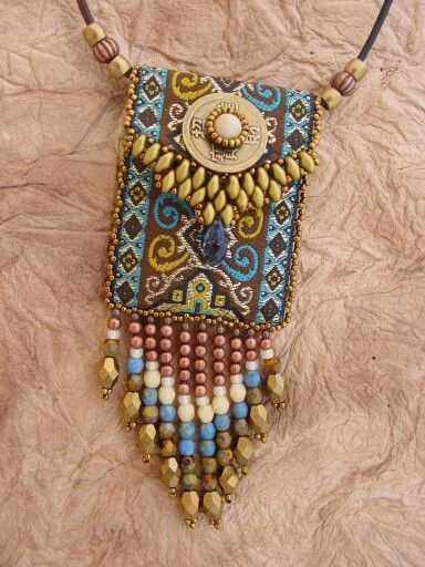 I've always loved these ribbon bags. Spirit Bags, Amulet Bag, Ribbon Bag, Medicine Bags, Bag Necklace, Beaded Pouch, Fiber Art Jewelry, Fiber Jewelry, Fabric Necklace