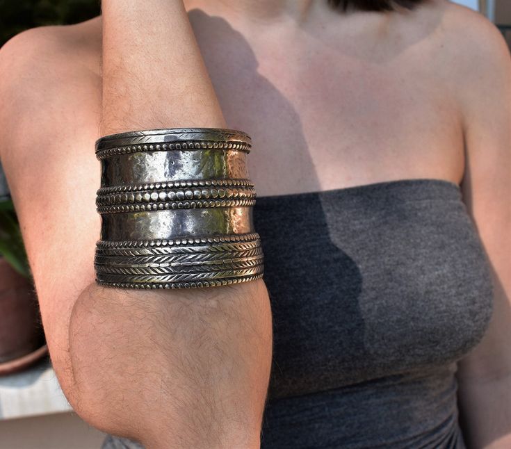 "Silver cuff bangle from India. Nice old patina and beautiful authentic peace. Provenience: India. Dim. Diameter of the lower side: 3.07 inch. Dim. Diameter of the upper side: 2.63 inch. Back to \"Bracelets\" section: https: https://www.etsy.com/shop/ArteOrientaleBologna?ref=hdr_shop_menu&section_id=18796442 Back to my shop: https://www.etsy.com/shop/ArteOrientaleBologna?ref=hdr_shop_menu" Luxury Silver Bohemian Bangle, Luxury Vintage Antique Silver Cuff Bracelet, Silver Bohemian Cuff Bracelet With Patina, Bohemian Silver Cuff Bracelet With Patina, Egypt Moodboard, Bangles Aesthetic, Chunky Silver Bracelet, Patina Earrings, Silver Cuff Bangle