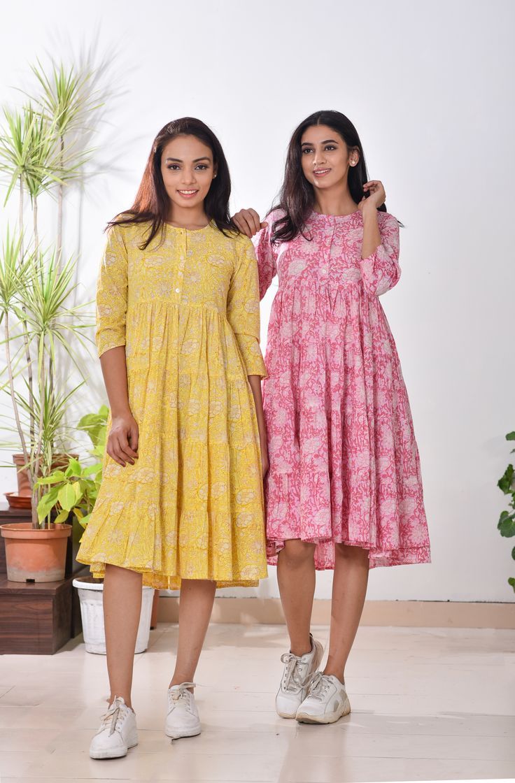 handblock printed tiered cotton dress Cotton Dress Pattern Indian, Cotton Dress Pattern, Frocks And Gowns, Simple Frock Design, Simple Frocks, Casual Frocks, Frock Fashion, Simple Kurta Designs, Designer Kurti Patterns