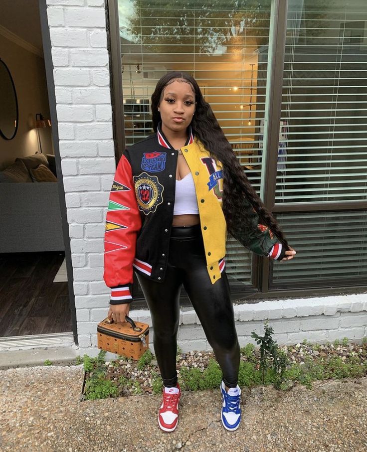 Jordan 12 Outfit, Varsity Outfit, Hair Winter, Varsity Jacket Outfit, 16th Birthday Outfit, Outfit Ideas Black, Boujee Outfits, Swag Girl Style, Swag Outfits For Girls