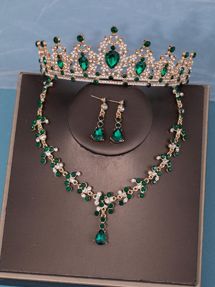 4pcs Elegant Rhinestone & Rhinestone Crystal Queen Crowns With Necklace Set For Wedding, Prom, Party, Baroque Style Royal Tiaras Army Green Casual,Elegant   Zinc Alloy    All Wedding & Event, size features are:Bust: ,Length: ,Sleeve Length: Prom Crown Tiaras, Emerald Green Necklace Set, Gold And Green Crown, Emerald Green And Gold Quince Crown, Green Quince Jewelry, Emerald Green And Rose Gold Quinceanera Theme, Green Quince Tiara, Emerald Green Quinceanera Decorations, Emerald Green Quince Crown