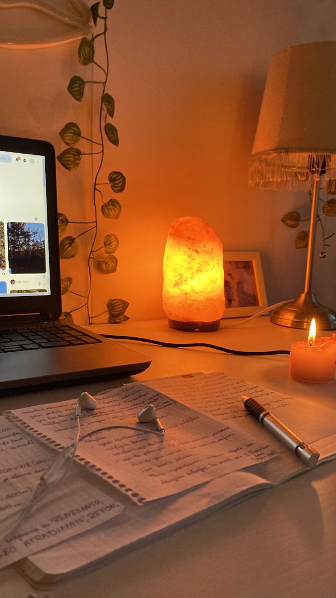 study motivation, vibe music, rainy fall days, aesthetic autumn, good grades, pinterest life Visionboard Aesthetic Studying, Studying Vibes Aesthetic, Computer Study Aesthetic, Fall Study Motivation, Cozy Studying Aesthetic, Fall Back To School Aesthetic, Study Aesthetic Cozy, Autumn Vision Board Aesthetic, Fall Aesthetic Reading