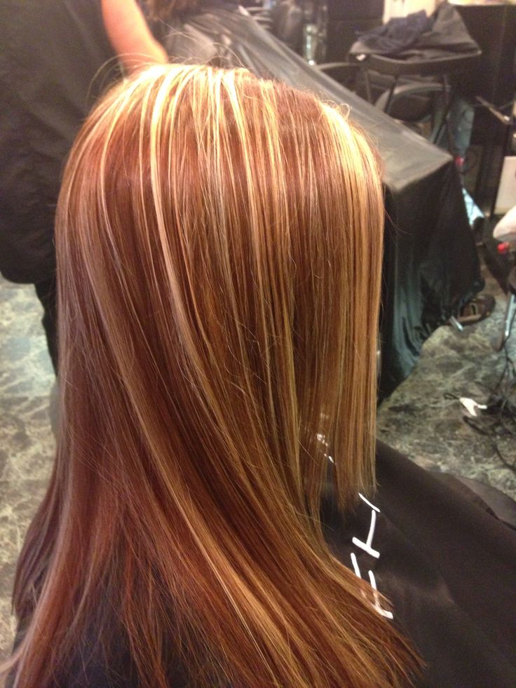 Red copper blonde highlights fall hair Red Hair With Blonde Highlights, Gold Blonde Highlights, Red Blonde Hair, Strawberry Blonde Hair Color, Dyed Blonde Hair, Ginger Hair Color, Dimensional Color, Hair Color Auburn, Strawberry Blonde Hair