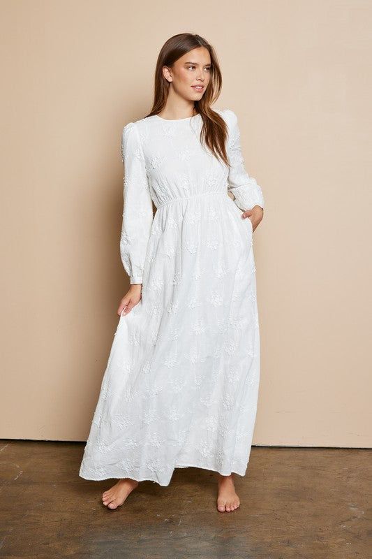 White Temple Dress, Lds Temple Clothing, Modest Boutique, Nursing Friendly Dress, Modest Maxi Dress, Conservative Fashion, Temple Dress, Modest Maxi, Modest Tops