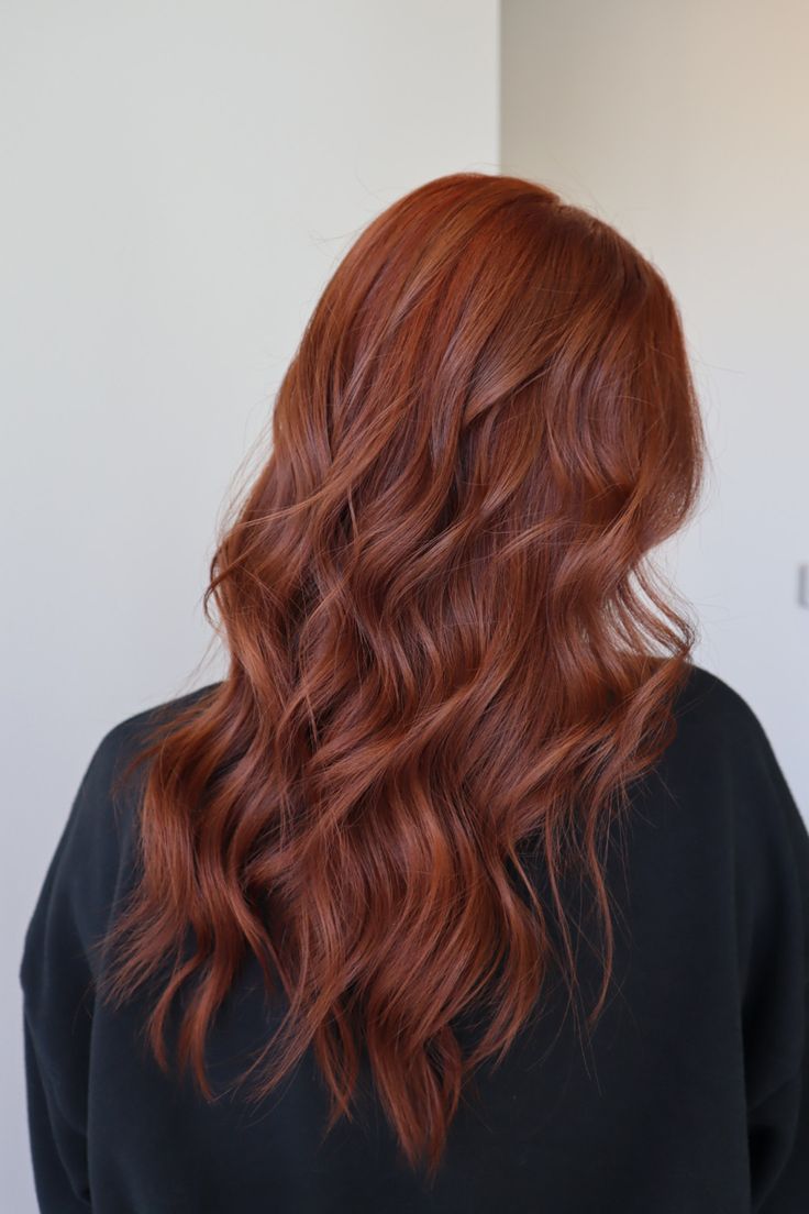 Warm Red Hair, Hair For Fall, Copper Brown Hair, Copper Hair Dark, Copper Red Hair, Strawberry Blonde Hair Color, Red Hair Inspo, Ginger Hair Color, Dark Red Hair