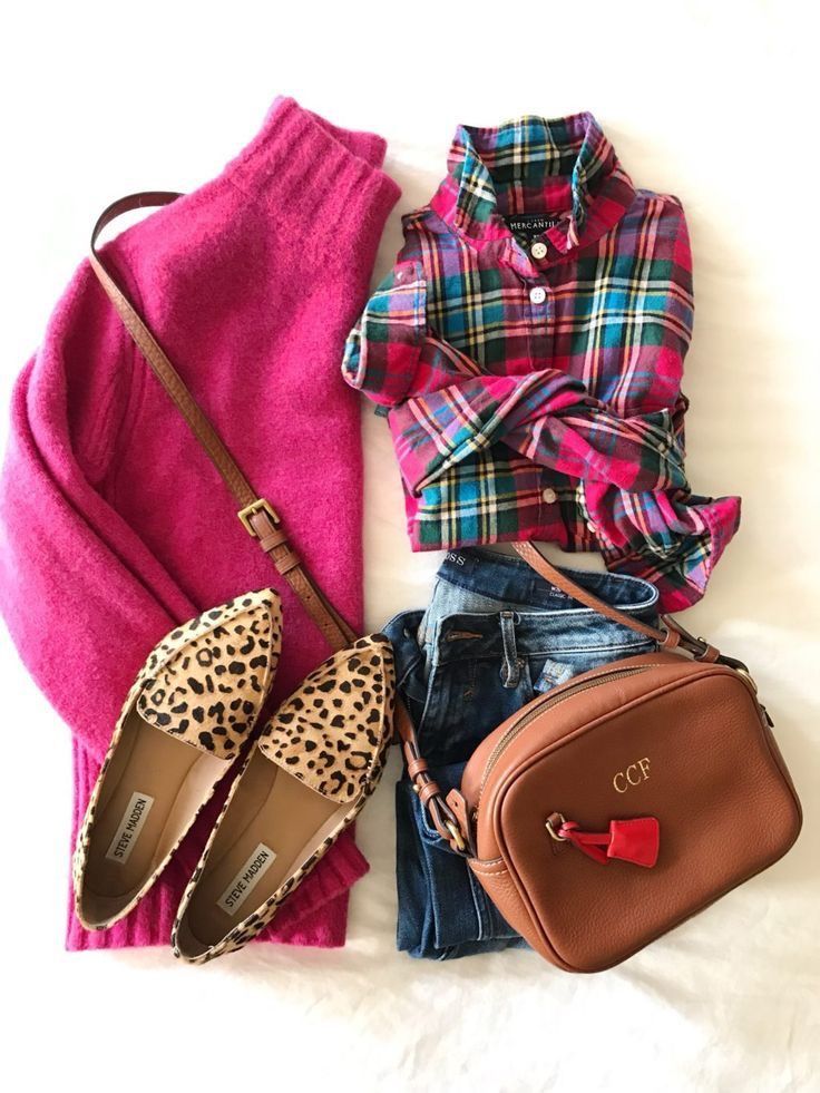 Mode Tips, Outfit Inspiration Fall, Looks Chic, 가을 패션, Clothes And Accessories, Looks Style, Mode Inspiration, Fall Winter Outfits, Pink Sweater