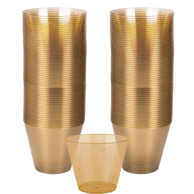 Keep this party-size pack of Clear Plastic Cups on hand for celebrations and big events. These versatile and durable plastic tumblers are great for any cold beverage & juice cocktails or even single servings of snacks. Clear Plastic Cups product details: 72 cups per package 9oz capacity 3.5in diameter x 2.75in tall Plastic Care Instructions:Hand wash only Not suitable for boiling hot liquids or microwave use Golden Birthday Parties, Mom Party, Diy Balloon Decorations, Balloon Shop, Gold Birthday Party, Golden Birthday, Party Kits, Gold Cup, Kids Party Supplies