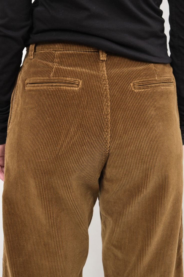 Experience ultimate comfort and style with The Chino in Camel Corduroy. Made from wide wale Japanese cotton corduroy, these relaxed straight leg trousers sit at a high waist and feature a full inseam for a perfect fit. The button fly and signature brass button closure add a touch of sophistication and style to your wardrobe. Fun Mail, Chino Jeans, Japanese Cotton, Straight Leg Trousers, Womens Clothing Sizes, Corduroy Pants, Bouldering, Camel, High Waist