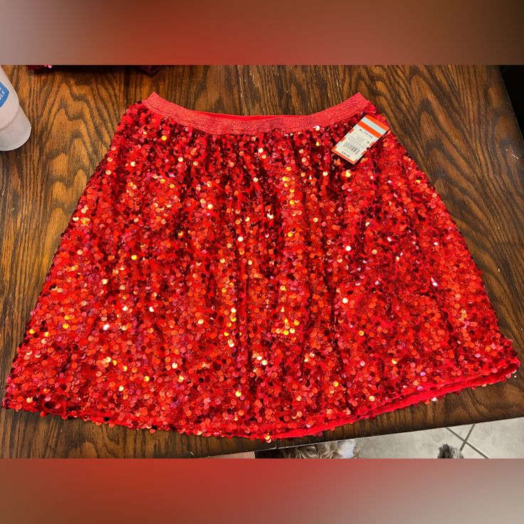 Red Sequin Skirt 14/16 Xl New Red Festive Skirt For Spring, Red Skirt For Winter Holiday, Red Winter Holiday Skirt, Red Festive Holiday Skirt, Red Holiday Festive Skirt, Red Skirt For Christmas Holiday, Festive Red Holiday Skirt, Red Christmas Holiday Skirt, Red Christmas Skirt For Festive Occasions