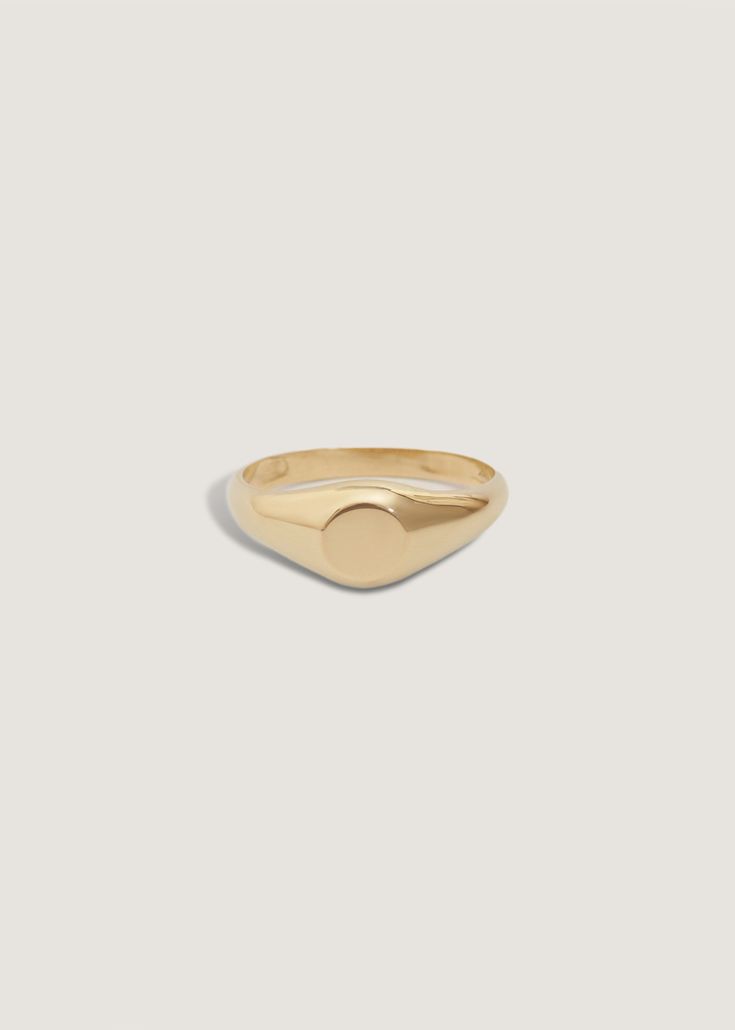 Signet originates from the Latin root "signum," meaning sign, and once served as an official signature and document sealer. This ring is a modern twist on the one that your grandfather always had on. Wear her as she is—or add a custom letter engraving. See product specs below. 14k solid gold – always Face measures 7mm x 7mm Gold weighs about 2.5g We recommend to size up if this ring is thicker than what you typically wear. We offer custom sizes upon request. Please add the Custom Size request to Fall Rings, Gold Face, Broken Chain, Custom Letters, Ring Sizer, One Ring, Engraved Rings, Signet Ring, Gold Vermeil