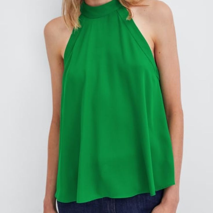 Neck Holder Blouse New In Green Trendy Sleeveless Solid Color Blouse, Chic Sleeveless Blouse In Solid Color, Chic Solid Color Sleeveless Blouse, Elegant Solid Color Summer Tops, Chic Solid Color Spring Tank Top, Chic Sleeveless Solid Color Top, Spring Sleeveless Blouse In Solid Color, Versatile Sleeveless Solid Color Top, Sleeveless Solid Color Tops For Work