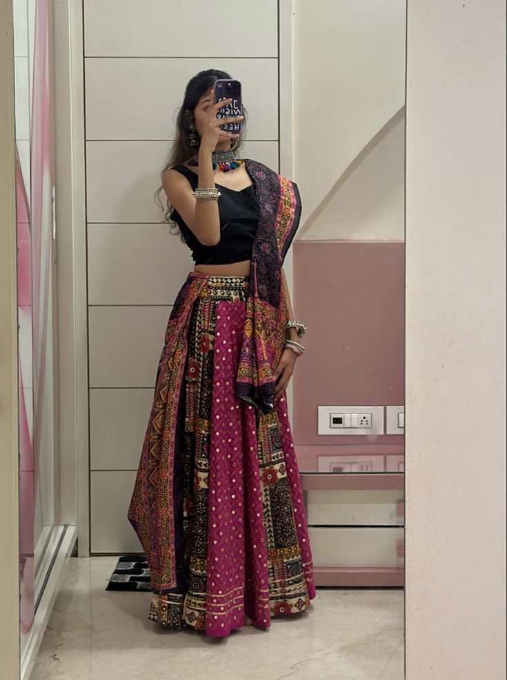 Navratri Skirt, Garba Night Outfit, Navratri Aesthetic, Navratri Outfits, Garba Outfit, Garba Dress, Hair Style On Saree, Corset Fashion Outfits, Indian Dresses For Women