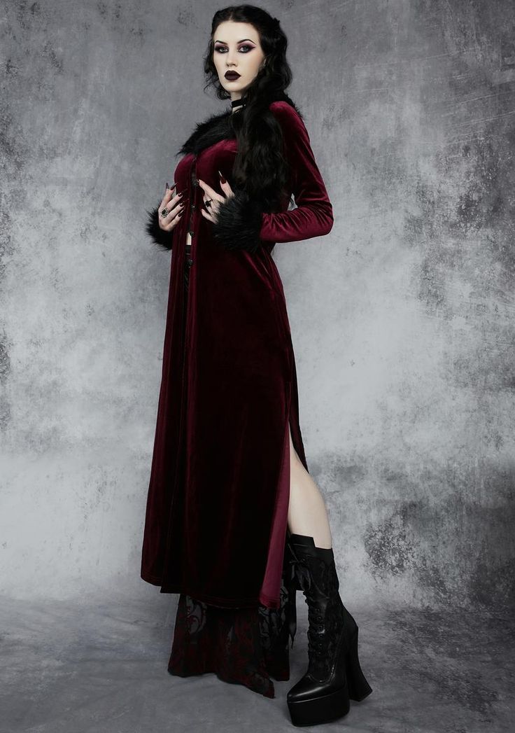 base Gothic Long Sleeve Velvet Outerwear, Long Sleeve Velvet Costume Outerwear, Long Sleeve Velvet Outerwear For Costume, Velvet Costume Outerwear For Fall, Winter Velvet Costume Outerwear, Velvet Outerwear For Costume, Winter Velvet Outerwear, Goth Dresses, Punk Plaid