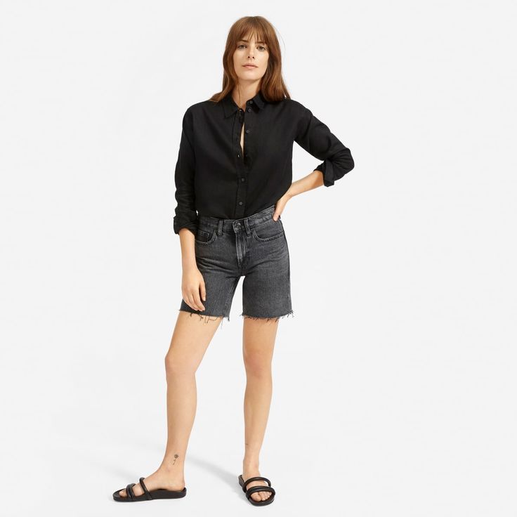 The Linen Relaxed Shirt – Everlane Effortless Summer Shirt For Casual Gatherings, Everlane Spring Tops For Daywear, Everlane Spring Daywear Tops, Spring Everlane Tops For Daywear, Everlane Summer Workwear Tops, Linen Tops For Daywear, Classic Everlane Tops For Summer, Everlane Casual Black Tops, Everlane Casual Shirt With Relaxed Fit