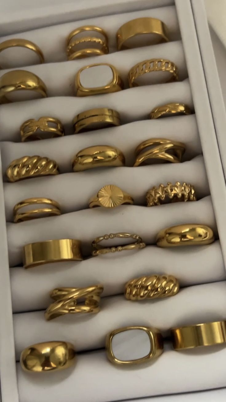 Gold jewelry  Jewelry aesthetic Jewelry organizer Hailey bieber jewelry  Jewelry inspo   Fashion outfits 2024 jewelry trends.  Jewelry stack.  Jewelry storage. Everyday jewelry essentials.  Jewelry Care tips.  2024 fashion trends. How to stack rings.  Layering rings. Gold rings.  Dainty rings.  Gold rings jewelry. Ring trends 2024. Dome ring. Simple rings.  how to style rings.  cute rings stack. Classy Jewelry Aesthetic Gold, Fall 2024 Jewelry Trends, Vintage Gold Jewelry Aesthetic, Stacked Jewelry Rings, Gold Jewelry Stack, Hailey Bieber Jewelry, Stacked Rings Aesthetic, Jewelry Trends 2024, Rings Layering