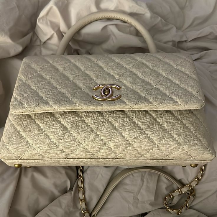 Medium Chanel Coco Handle. Off White. Slight Color Transfer On The Back. Not Noticeable Chanel Coco Handle, Coco Handle, Chanel Bags, Medium Bags, Chanel Bag, The Back, Coco, Color White, Chanel