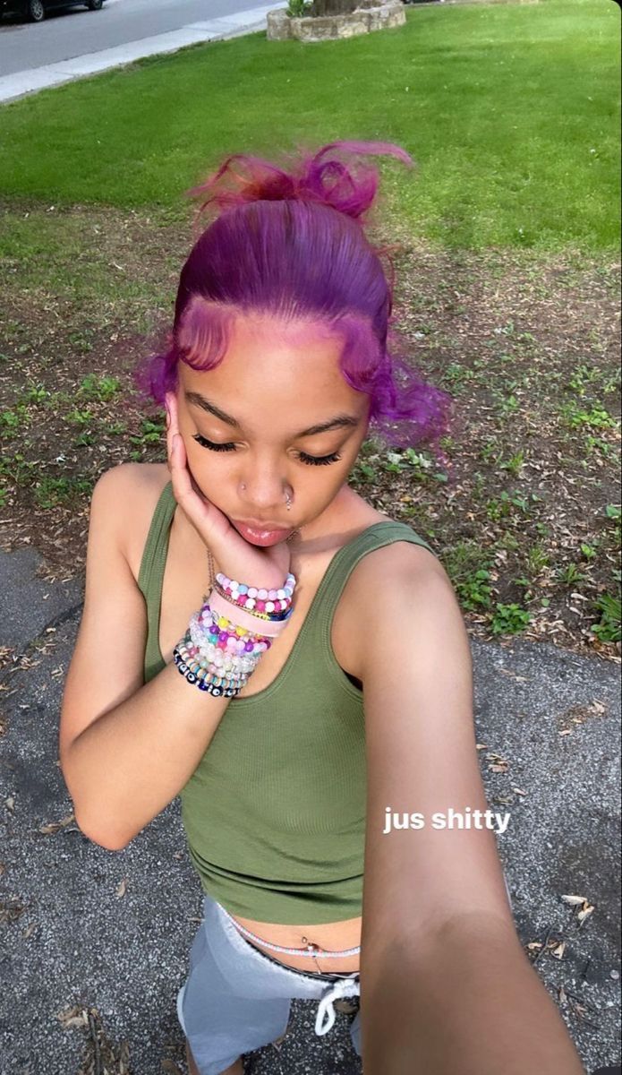 ˚୨୧⋆ @bella2angel Hair Dye Ideas Whole Head, Colored Skunk Stripe Hair, Teal Curly Hair, Purple Hair Natural, Hair Dye Ideas For Black Women, Dyed Natural Hair For Black Women, Hair Dye Ideas For Black Hair, Curly Dyed Hair Natural Curls, Dyed Curly Hair Ideas