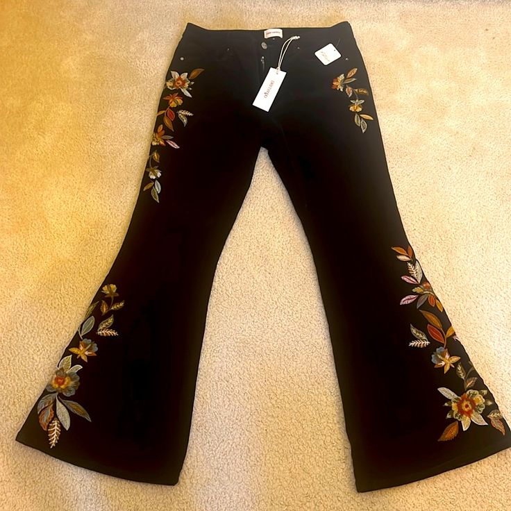 Size 32 Short Nwt Driftwood Free People Cordoruy Flare Pant With Beautiful Embroidery. New. Never Worn. Fall Floral Embroidered Wide Leg Jeans, Fall Straight Leg Bottoms With Floral Embroidery, Fall Embroidered Wide Leg Pants, Embroidered Cotton Bottoms For Fall, Straight Leg Pants With Floral Embroidery For Fall, Fall Floral Embroidered Straight Leg Pants, Fall Floral Embroidery Straight Leg Pants, Wide Leg Pants With Floral Embroidery For Fall, Fall Cotton Pants With Floral Embroidery