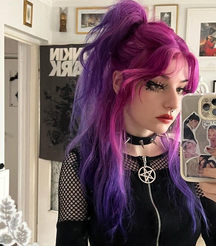 Dyed Hair Inspiration, Hair Inspiration Short, Punk Hair, Pretty Hair Color, Alternative Hair, Dye My Hair, Hair Dye Colors, Hair Inspiration Color, American Beauty