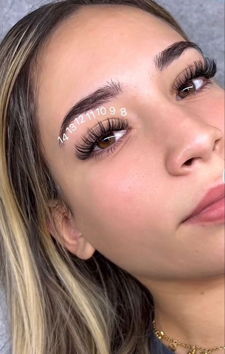 Eyelash Extensions Classic, Natural Fake Eyelashes, Lash Maps, Lash Map, Lash Ideas, Best Lash Extensions, Lash Extentions, Lash Mapping, Lashes Fake Eyelashes