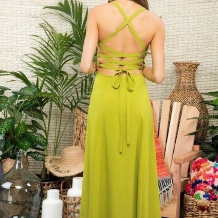 Sleeveless Back Round Buckle Which Tie Detail Maxi Dress 100% Polyester Sleeveless Tie Back Sundress For Party, Sleeveless Party Sundress With Tie Back, Sleeveless Sundress With Tie Back For Party, Summer Sleeveless Maxi Dress With Tie Back, Party Sundress With Strappy Back, Green Sleeveless Backless Dress For Beach, Green Backless Sleeveless Dress For The Beach, Spring Green Sleeveless Backless Dress, Green Sleeveless Backless Dress For Spring