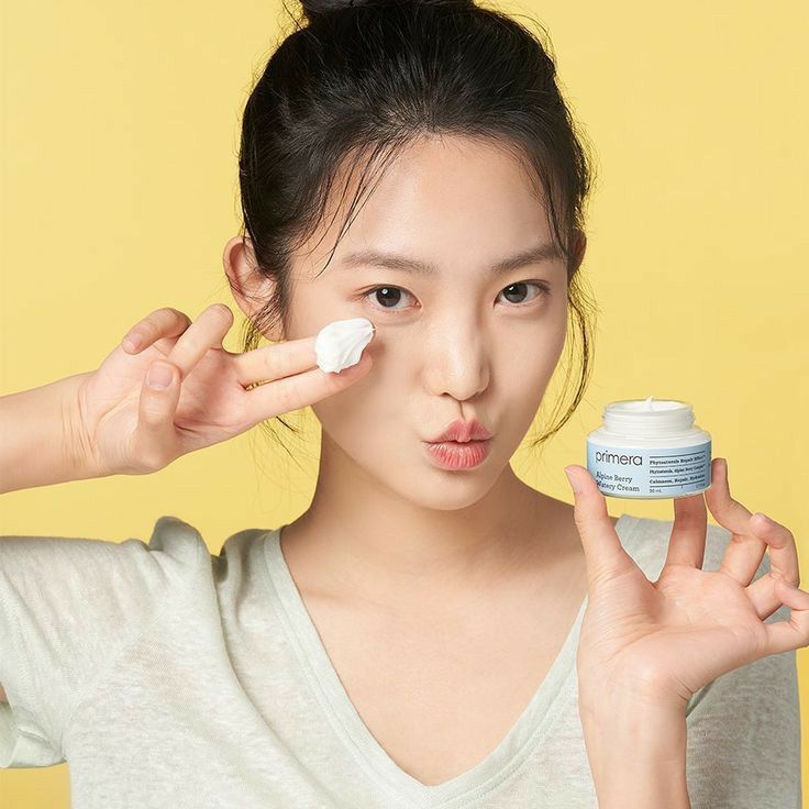 Pyunkang Yul, Skincare Products Photography, Skin Photo, Beauty Photoshoot, Acne Cream, Beauty Products Photography, Cosmetic Design, Beauty Cream, Beauty Shoot