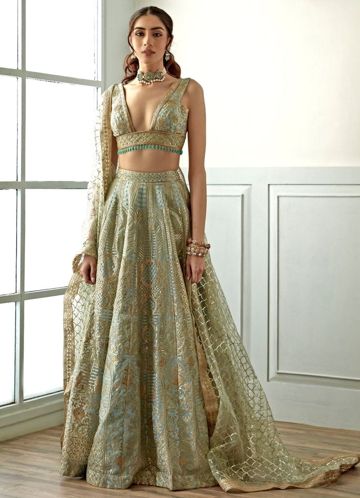 Soulful Sky Blue and Gold Sequenced Lehenga Set Studio Iris - Fabilicious Fashion Sky Blue Lehenga, Studio Iris, Sequence Lehenga, Orang India, Indian Bridesmaid Dresses, Simple Lehenga, Organza Embroidery, Indian Outfits Lehenga, Blue Organza