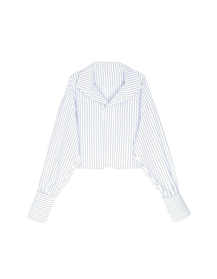 Gender free cropped clean cut shirt.Composition: 100%CottonMade to Order.Lead time: 7-10 daysSize chart: 36, 38, 40, 42Back Length: 45.5cm,46.5cm, 48cm, 49.5cmChest: 111cm, 115cm, 119cm, 123cmSleeve length: 65cm, 66cm, 67cm, 68cm Classic Cropped Blouse For Daywear, Trendy Cropped Shirt For Spring, Trendy Cropped Shirt For Daywear, Cotton Cropped Hem Tops For Workwear, Classic Cropped Summer Shirt, White Cropped Tops For Workwear, Cotton Cropped Top For Work, Classic Cropped Relaxed Fit Tops, Classic Cropped Shirt For Spring