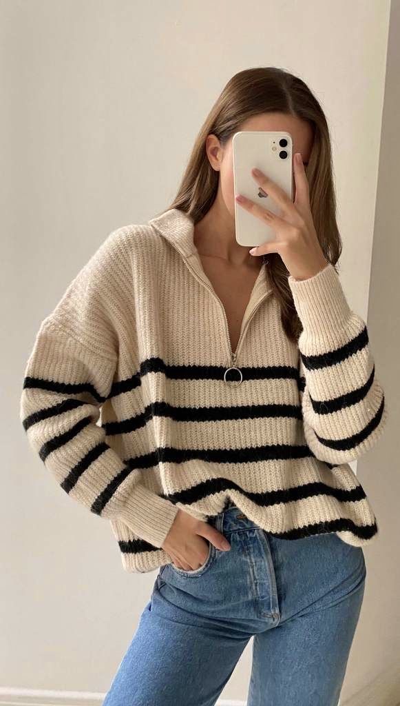 Textured Yarn, Stand Up Collar, Mode Inspo, A Stand, Looks Style, Mode Inspiration, Zip Sweater, Fall Winter Outfits, Outfits Casuales