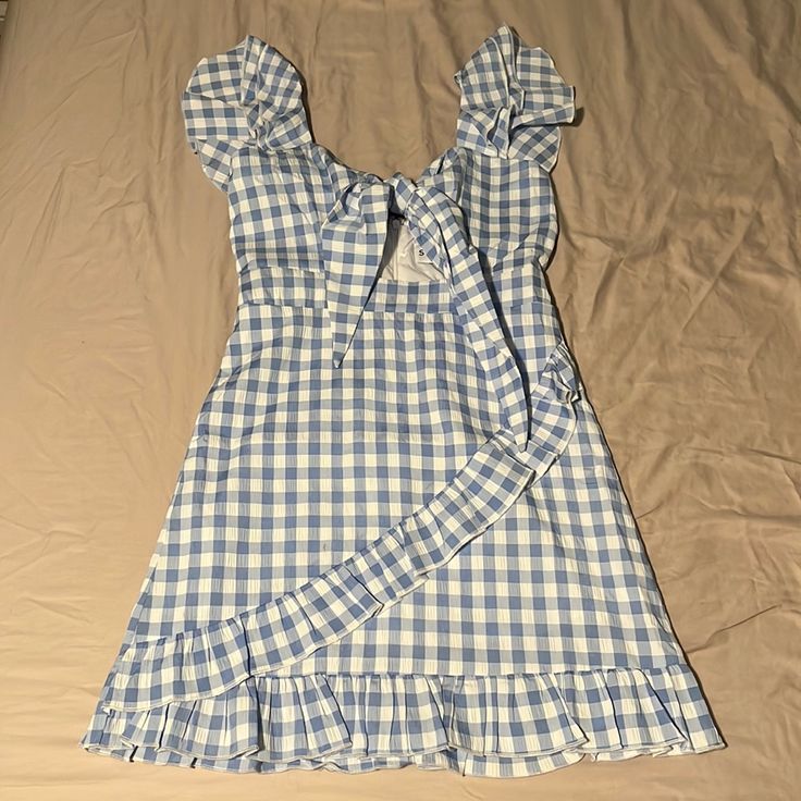 The Cutest Little Dress! Great For Spring And Summer! Size 4. Bnwt Cute Mini Sundress With Ruffle Hem, Fitted Ruffle Hem Mini Dress For Picnic, Fitted Mini Dress With Ruffle Hem For Picnic, White Cotton Mini Dress For Picnic, Fitted White Mini Dress For Picnic, White Fitted Mini Dress For Picnic, Cute Plaid Dress For Brunch, Casual White Mini Dress For Picnic, Cute Gingham Dresses For Day Out