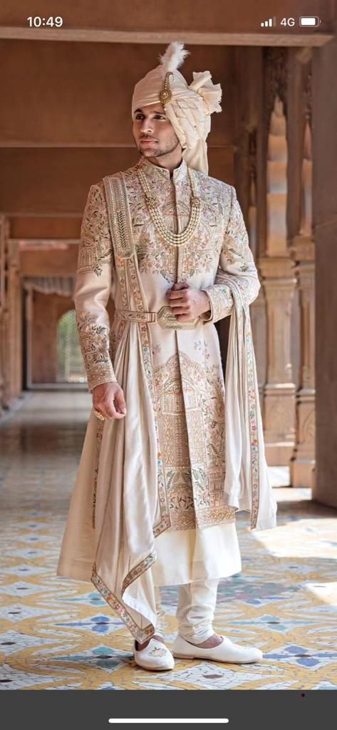 Luxury Groom Suit, Groom Wedding Servani, Designer Sherwani For Men Grooms, Rajasthani Groom Outfit, Indowestern Groom Outfit, Bride Groom Dress Indian Wedding Ideas, Groom Kurta Indian Weddings, Sherwani Design For Men, Shaadi Outfits For Men