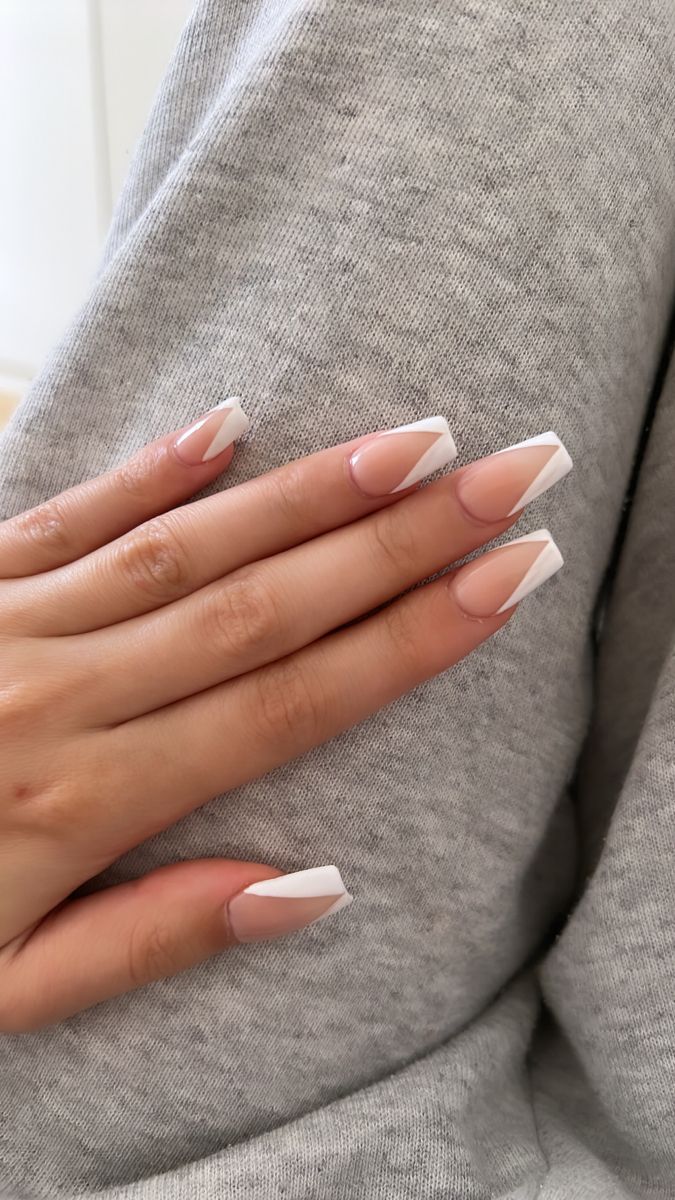 Pink V Tip Nails Short, Diaganol French Tip Nails, Pointed French Tip Nails White, V Shaped Nail Design French Tips, V Shaped Nails, White V Nails, V French Tip Nails Short, French Tip Nails V Shape, French Tip Nails Triangle