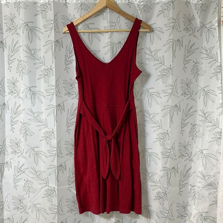 This Rio Red Midi Dress From Loft Features A Tie Front Detail, Sleeveless Design, And A Flattering Scoop Neckline. Red Midi, Red Midi Dress, Loft Dresses, Pocket Dress, Scoop Neckline, Red White, Loft, Midi Dress, Womens Dresses