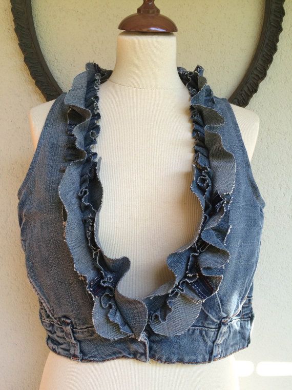 Your Ruffle Denim Shrug Absolutely OOAK por TheButterfliesShop Jacket Without Sleeves, Denim Shrug, Denim Jeans Jacket, Upcycle Sewing, Repurposed Clothing, Custom Jeans, Denim Ideas, History Fashion, Recycle Jeans