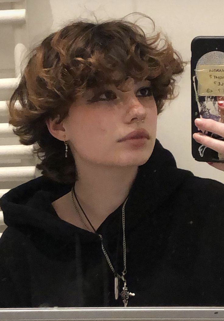 Non Binary Hair, Shag Mullet, Ftm Haircuts, Non Binary Haircuts, Trending In 2023, Short Grunge Hair, Short Hair Tomboy, Hair Inspiration Short, Short Haircuts For Women