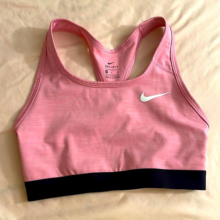 Size: Small Great Condition Never Worn No Padding Nike Pink Tops For Sports Season, Nike Pink Sports Bra For Sports Season, Pink Nike Activewear For Sports, Pink Nike Activewear For Light Exercise, Nike Pink Activewear For Light Exercise, Nike Casual Sports Bra For Training, Nike Casual Athletic Fit Sports Bra, Nike Pink Casual Sports Bra, Nike Sports Bra For Spring Sports