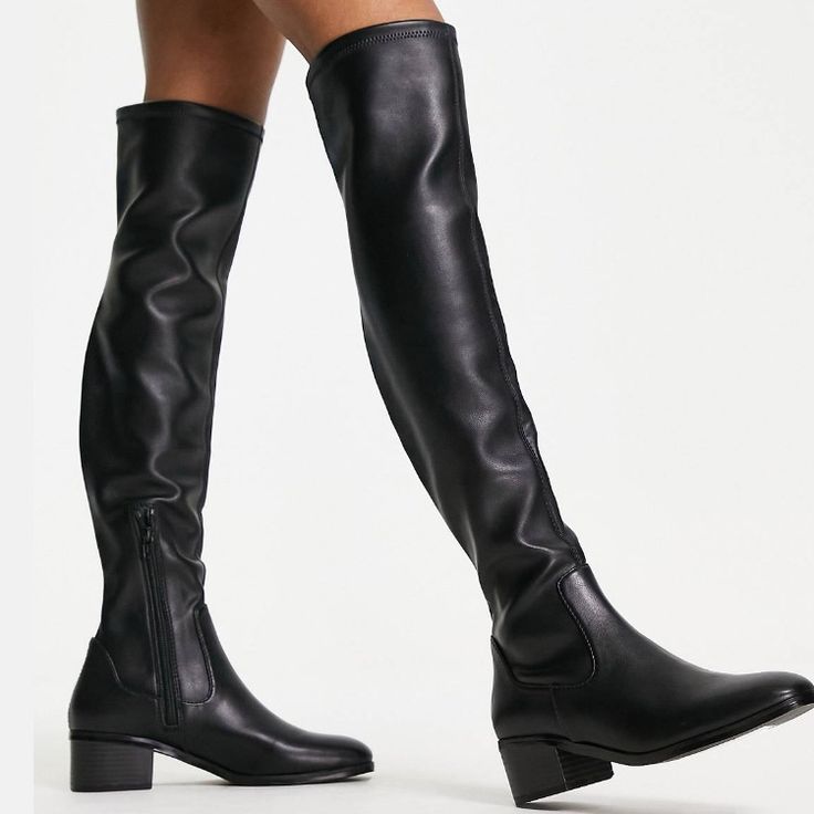 Brand New!!! Never Been Worn Before, Super Cute Knee High Leather Boot. Knee High Leather Boots Flat, Flat Leather Boots, Black Knee High Boots, Wide Calf Boots, Black Knees, High Knees, Knee High Leather Boots, Black Cover, Leather Boot