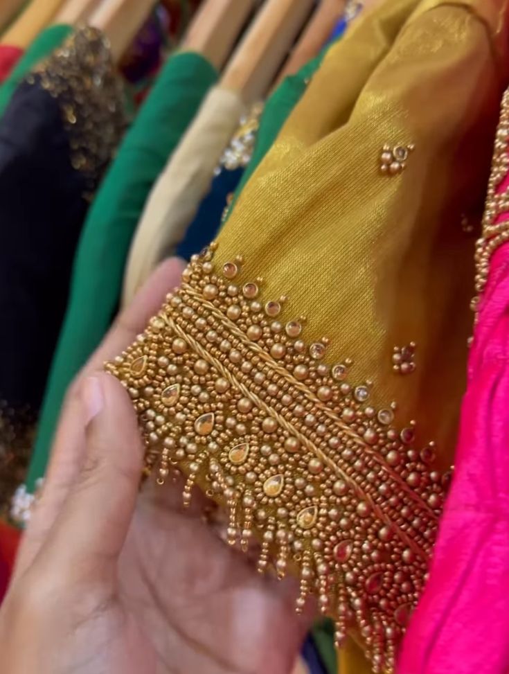 Golden Aari Work Blouse Designs, Golden Blouse Aari Work, Golden Blouse Design, Blouse Aari Work, Magam Work Designs, Pink Blouse Designs, Magam Work, Golden Blouse, Aari Design